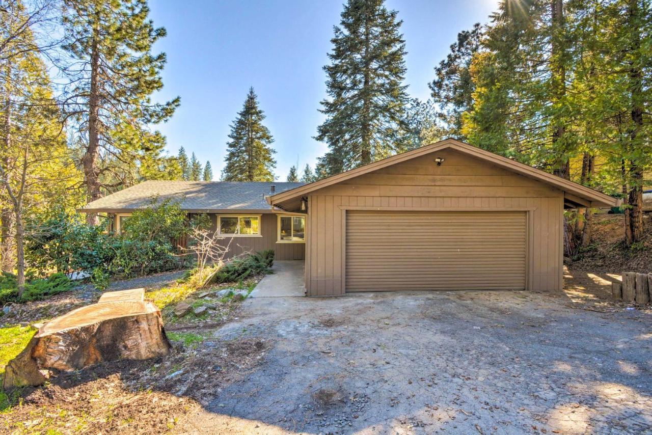 Sherwood Forest Cabin With Deck And Fire Pit! Twain Harte Exterior foto